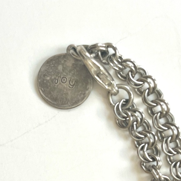 handmade shimmery silver necklace with map & city landscape - Picture 8 of 11